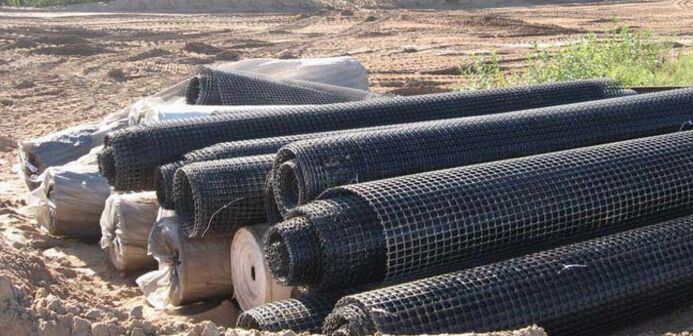 路基玻纖土工格柵施工注意事項(xiàng)